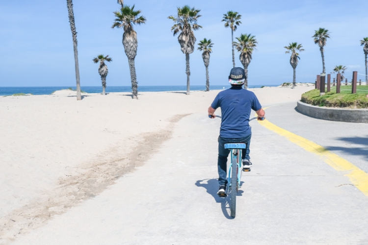 Oxnard beach park path